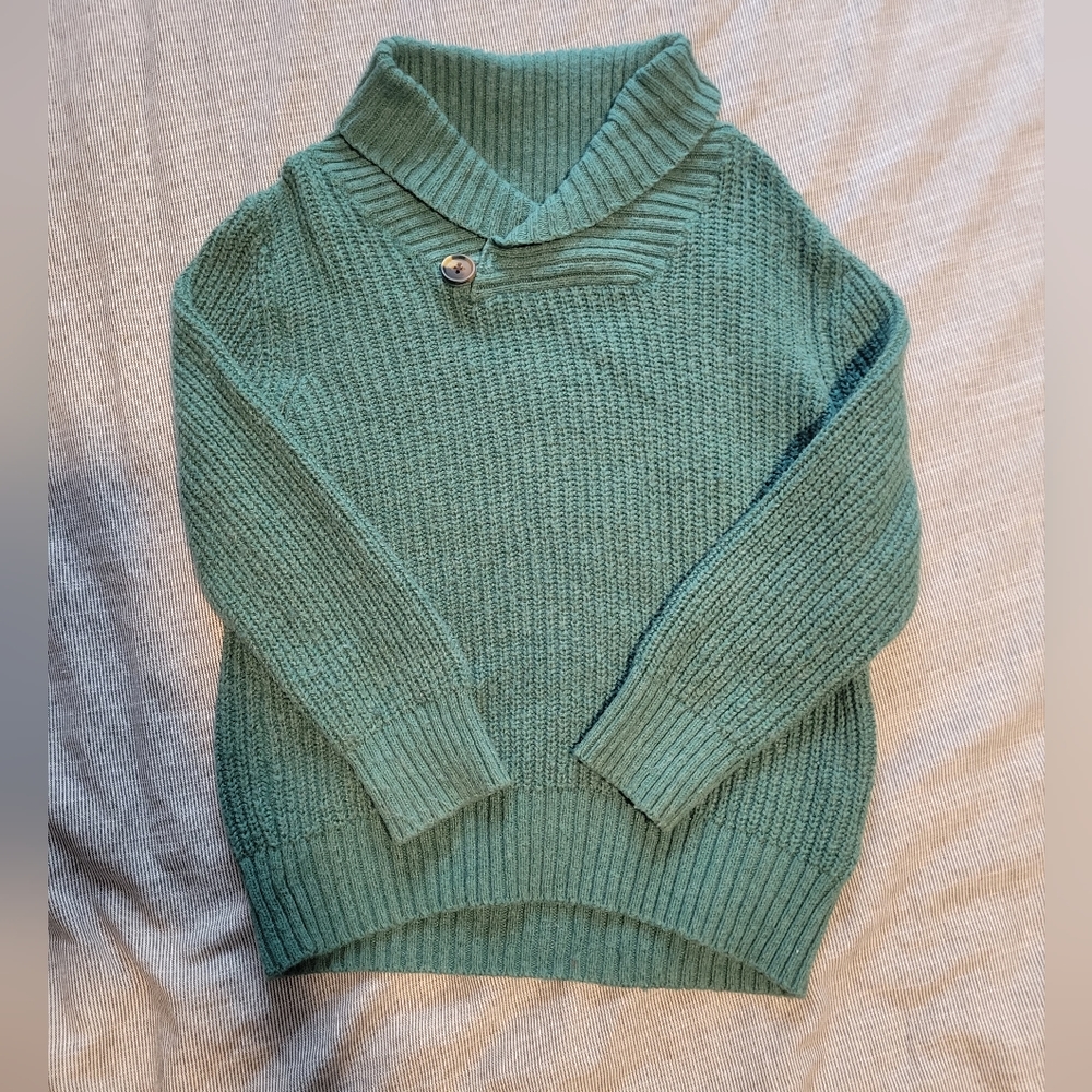 GAP sweater